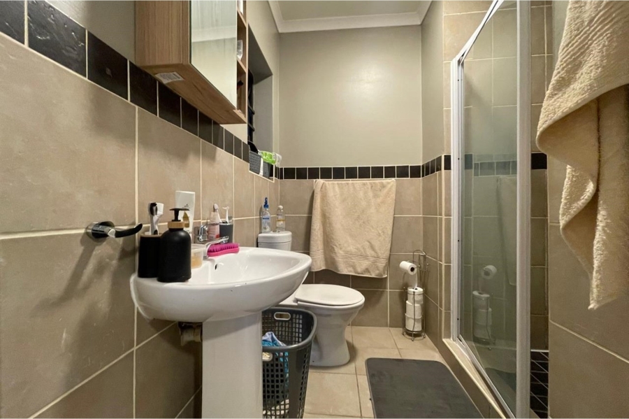 2 Bedroom Property for Sale in Sherwood Eastern Cape